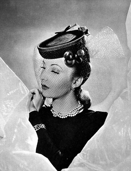 Head-wear fashions for Spring 1939