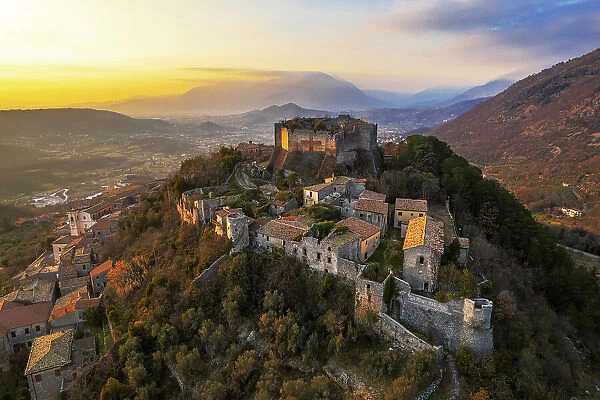 Medieval castle of Vicalvi overlooking the village, Vicalvi, Frosinone province, Ciociaria, Latium region, Italy