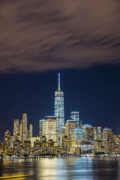 USA, New York, Manhattan, Lower Manhattan and World Trade Center, Freedom Tower across