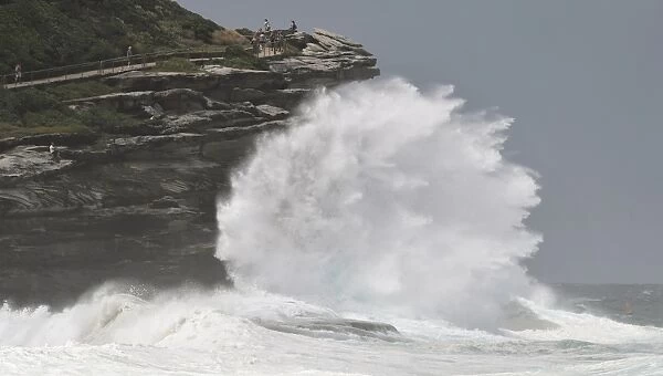 Australia-Weather-Tamarama-Waves