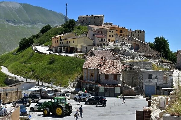 Italy-Feature-Castelluccio-Earthquake