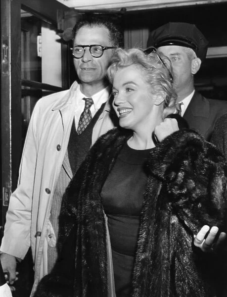 Marilyn Monroe and Arthur Miller arriving at New York