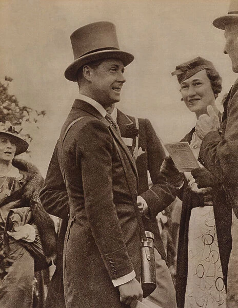 King Edward VIII and Mrs Simpson at Ascot (b  /  w photo)