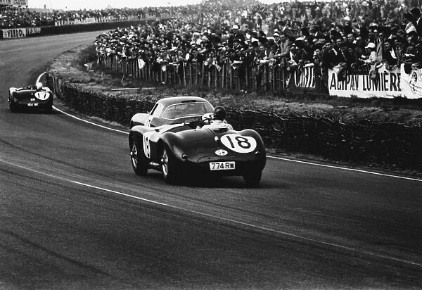 1953 Le Mans 24 hours: Tony Rolt  /  Duncan Hamilton, 1st position, action