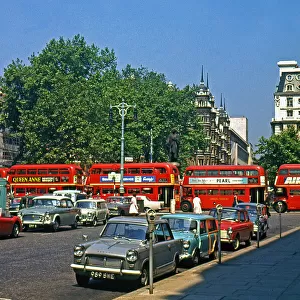 Buses queue in rush hour, Central London