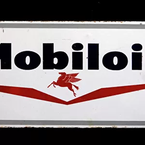 Mobiloil sign