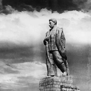 A monument to josef stalin, designed by sculptor sergei merkurov, standing at the entrance to the moskva-volga canal