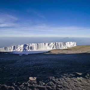 Scenic view of glaciers at Uhuru Peak, Kibo, Mount Kilimanjaro, Kilimanjaro Region, Tanzania