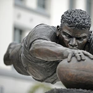 New Zealand-Rugby-Statue-Michael Jones