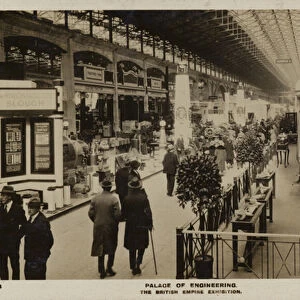 Palace of Engineering at the British Empire Exhibition, held in Wembley, Middlesex in 1924 and 1925 (b / w photo)