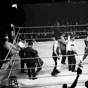 Boxing Wells V Beckett May 1920 Beckett acknowledging cheers from the crowds after