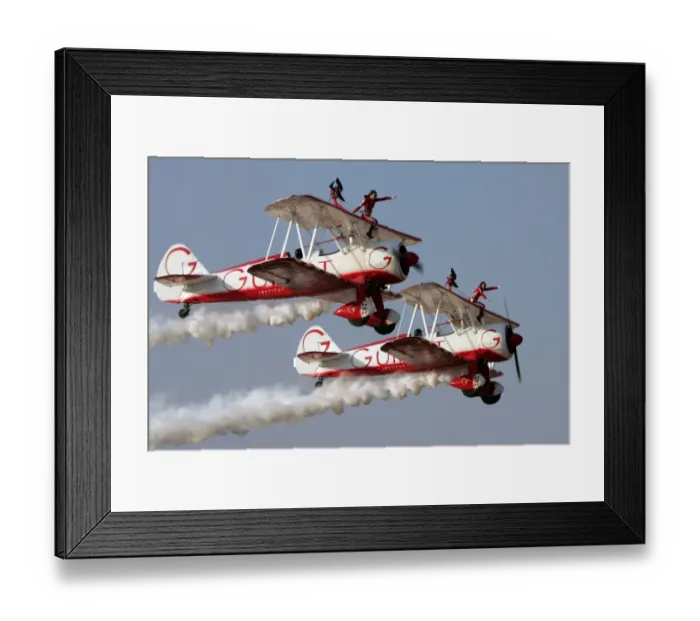 Framed Print : Uae-Aerobatics-Show Framed Print : Uae-Aerobatics-Show