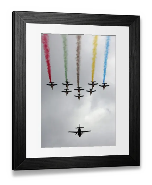 Framed Print : Oly-2012-France-Paris-Film-Besson Framed Print : Oly-2012-France-Paris-Film-Besson