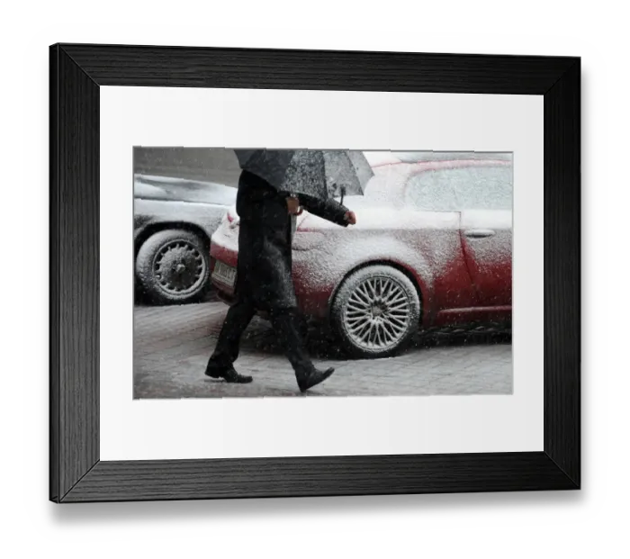 Framed Print : Ukraine-Weather-Snowfall-Feature