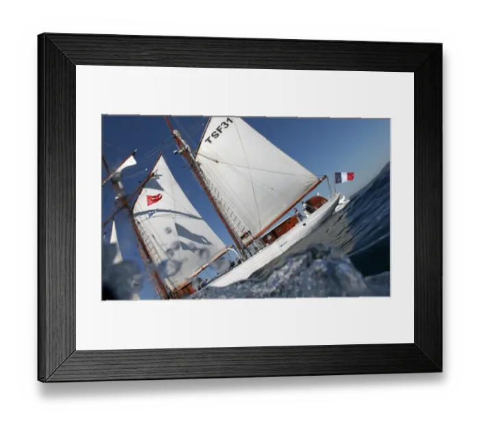 Framed Print : Sailing-Esp-Tallship-Etoile