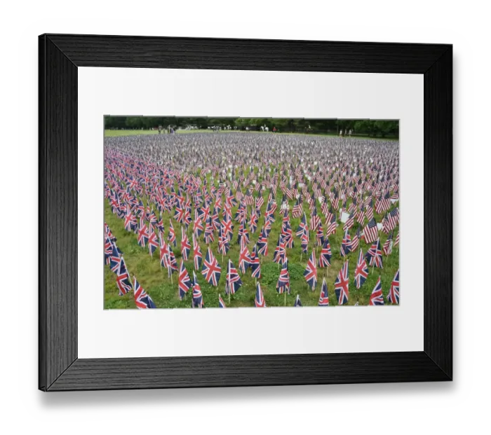 Framed Print : Us-Memorial-Day-Rolling-Thunder
