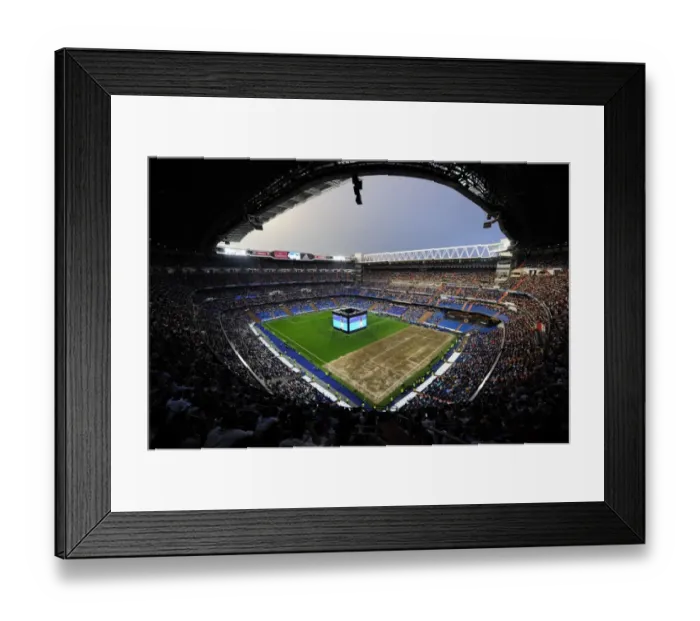 Framed Print : Fbl-C1-Eur-Realmadrid-Supporters