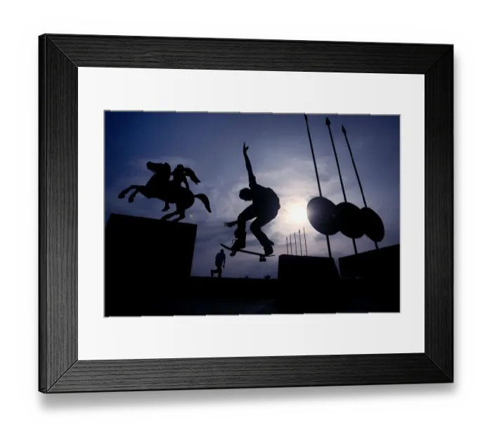 Framed Print : Greece-Lifestyle-Skateboarding Framed Print : Greece-Lifestyle-Skateboarding