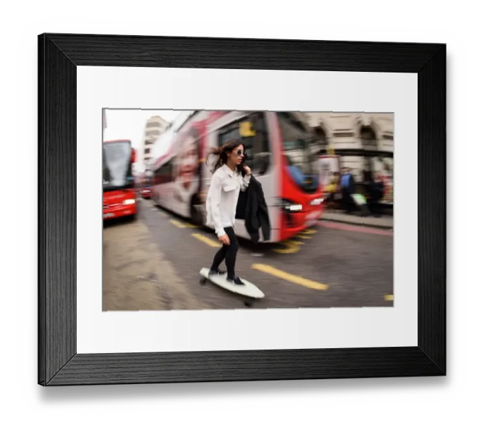 Framed Print : Britain-Transport-Strike-Skate Framed Print : Britain-Transport-Strike-Skate