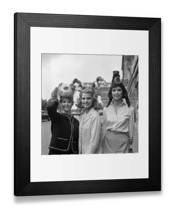 Framed Print : France-Fashion Framed Print : France-Fashion