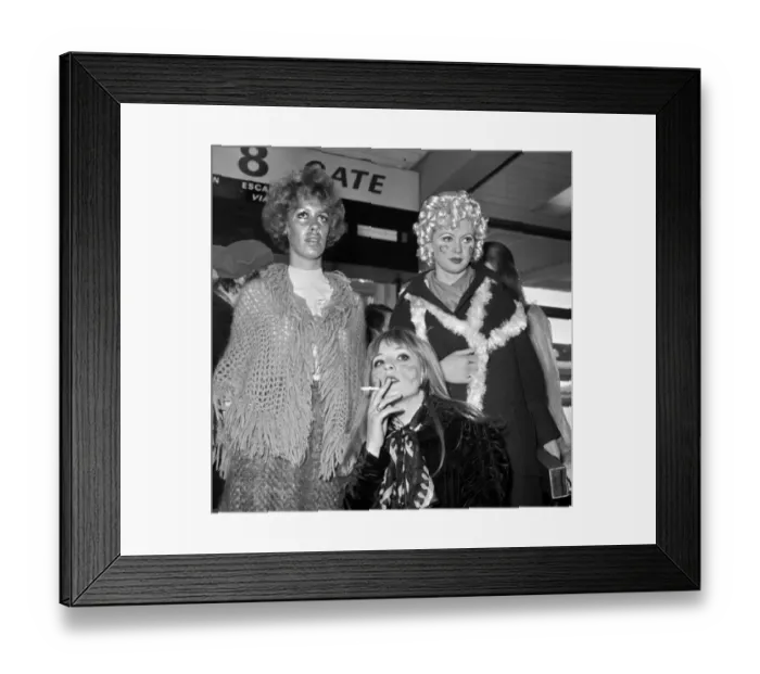 Framed Print : 067 Fashion-Generation Framed Print : 067 Fashion-Generation
