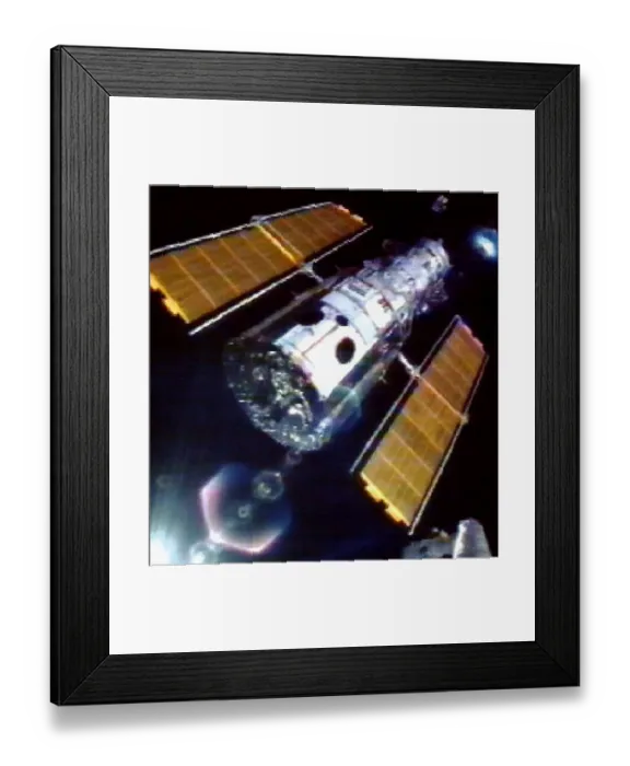  : Us-Hubble Floats Free