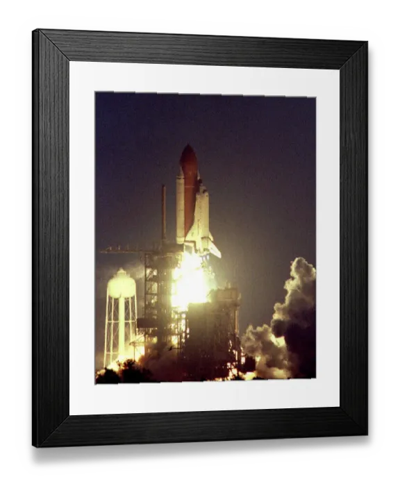 : Us-Shuttle-Endeavour-Off