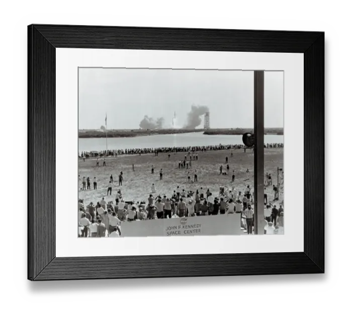 Framed Print : Us-Space-Moon-Apollo Xi-Spectators Framed Print : Us-Space-Moon-Apollo Xi-Spectators
