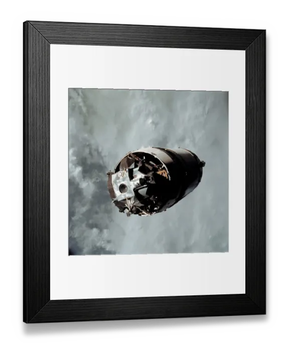 Framed Print : Espace-Apollo 9