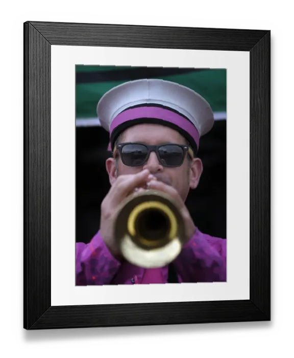 Framed Print : Britain-Entertainment-Music-Glastonbury Framed Print : Britain-Entertainment-Music-Glastonbury