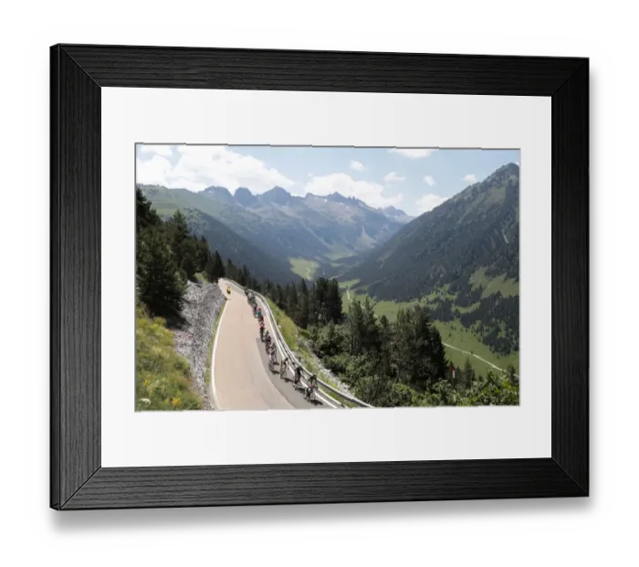 Framed Print : Cycling-Fra-Tdf2016-Pack-Postcard