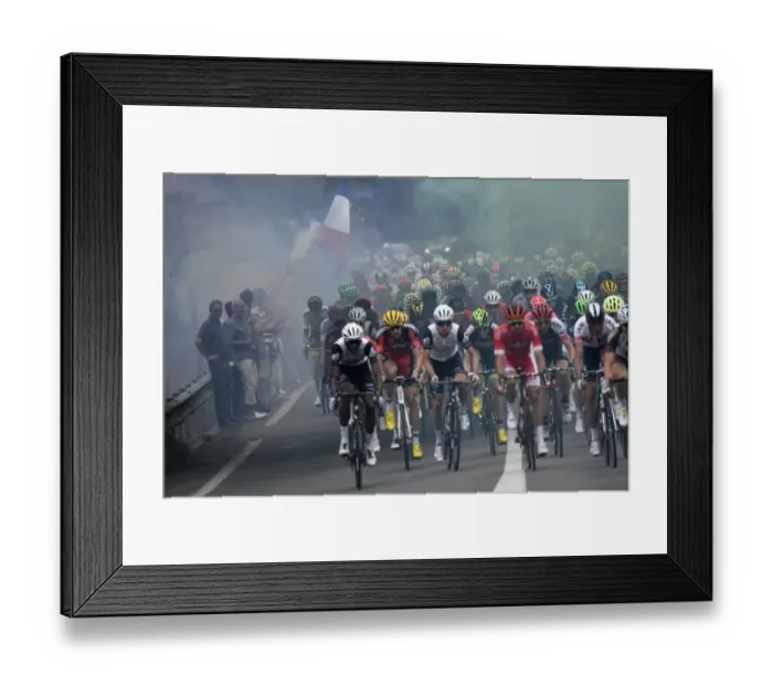 Framed Print : Cycling-Fra-Tdf2016-Pack-Fans