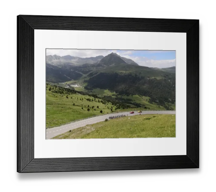 Framed Print : Cycling-Fra-Tdf2016-Pack-Postcard
