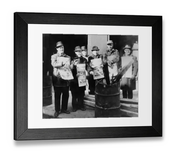 Framed Print : Us-New York Newspapers-Strike Framed Print : Us-New York Newspapers-Strike