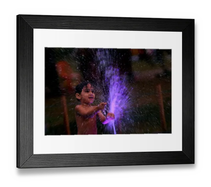 Framed Print : Sri Lanka-Environment-Water