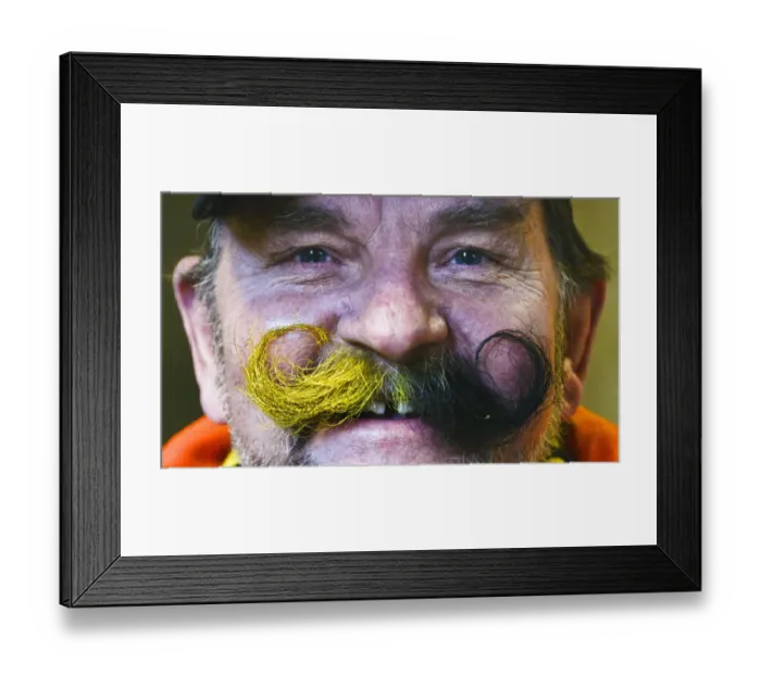 Framed Print : Fbl-Ger-Bundesliga-Dortmund-Schalke