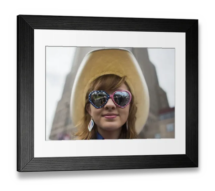 Framed Print : Usa-Sunglasses - Hat Framed Print : Usa-Sunglasses - Hat