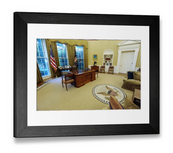 Framed Print : Us-Politics-White House-Oval Office