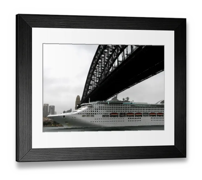 Framed Print : Australia-Travel-Superliner-Sun Princess