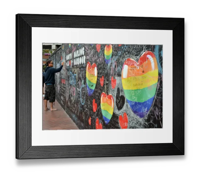 Framed Print : Australia-Lifestyle-Valentines Framed Print : Australia-Lifestyle-Valentines