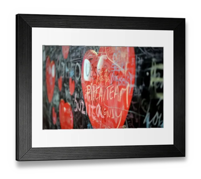 Framed Print : Australia-Lifestyle-Valentines Framed Print : Australia-Lifestyle-Valentines