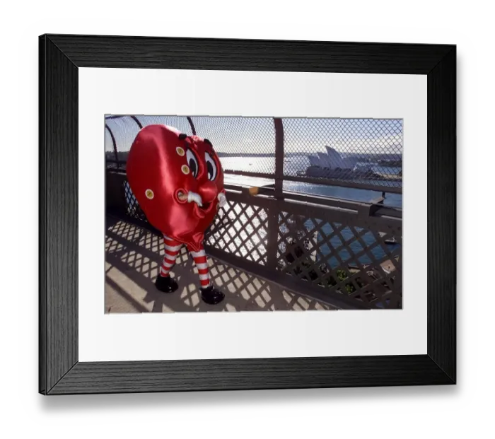 Framed Print : Australia-Heart-Walk Framed Print : Australia-Heart-Walk