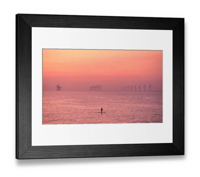Framed Print : Britain-Weather-Paddleboarding Framed Print : Britain-Weather-Paddleboarding