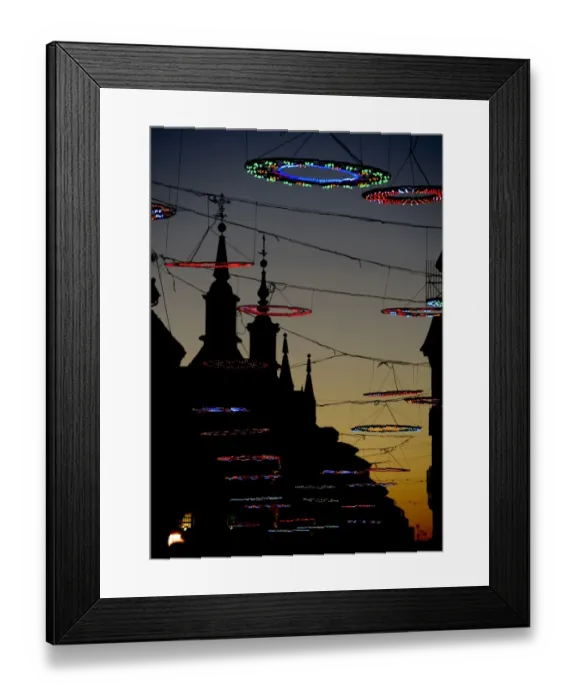 Framed Print : Spain-Christmas-Crowd