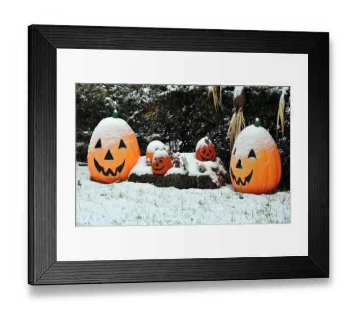 Framed Print : Us-Weather-Snow