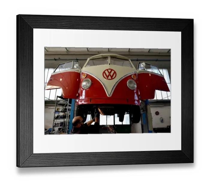 Framed Print : Italy-Vintage-Vw-Kombi-Feature