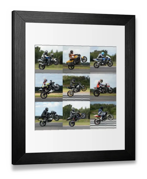 Framed Print : Britain-Lifestyle-Motorsport-Offbeat
