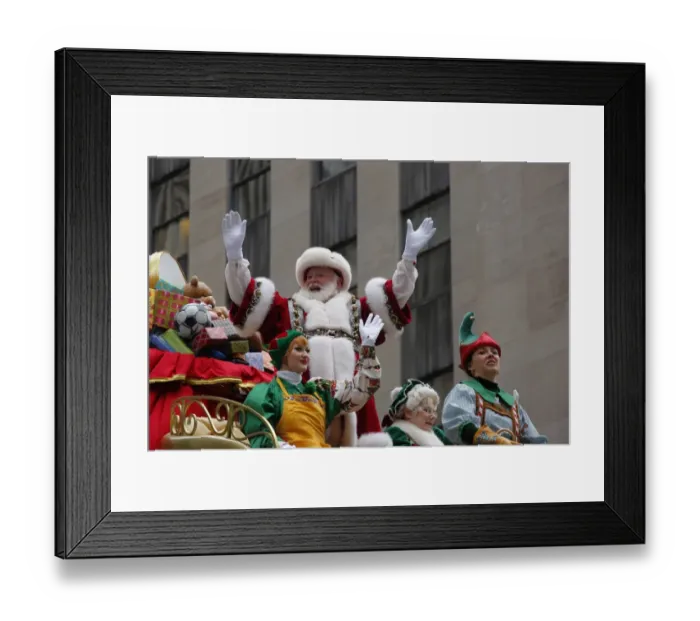 Framed Print : Macys Annual Thanksgiving Day Parade Framed Print : Macys Annual Thanksgiving Day Parade