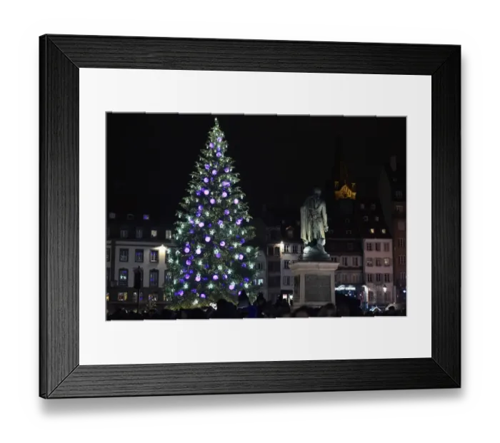 Framed Print : France-Security-Economy-Christmas-Market Framed Print : France-Security-Economy-Christmas-Market