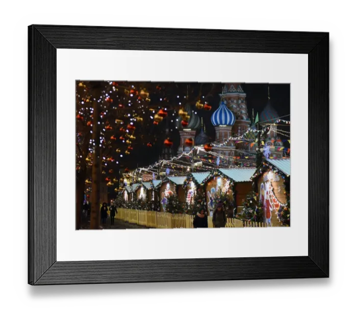 Framed Print : Russia-Leisure-Christmas Framed Print : Russia-Leisure-Christmas
